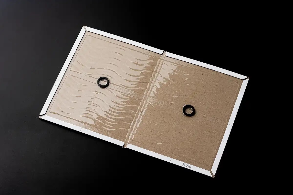 ネズミを捕まえる粘着シート