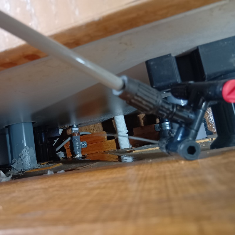 噴霧器で薬剤を散布