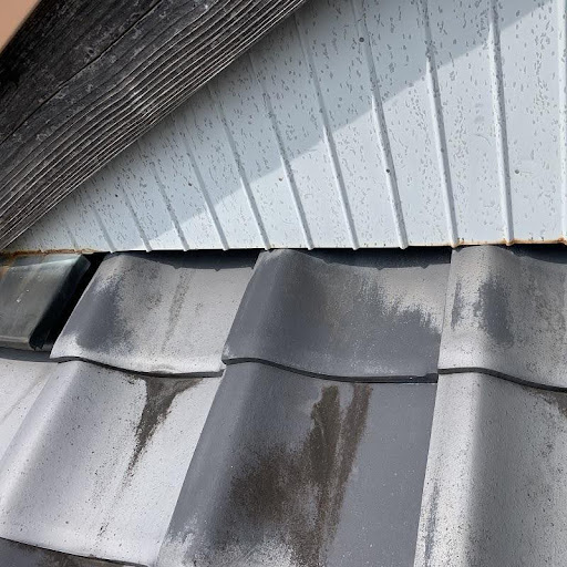 侵入口となるすき間