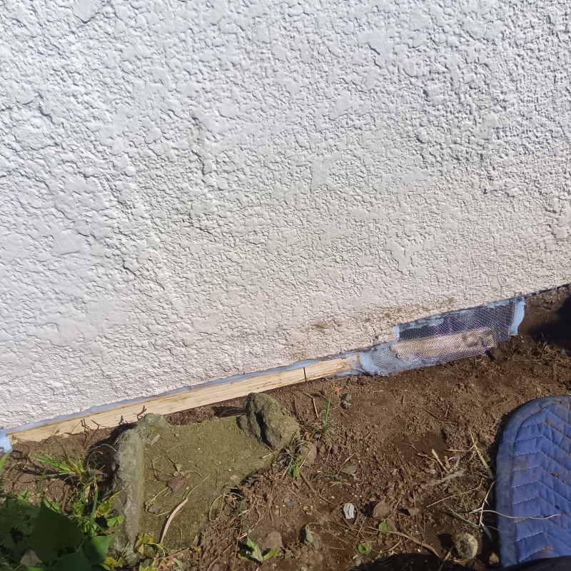 外壁のすき間を封鎖