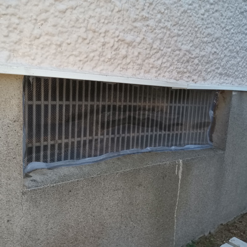 封鎖した床下換気口