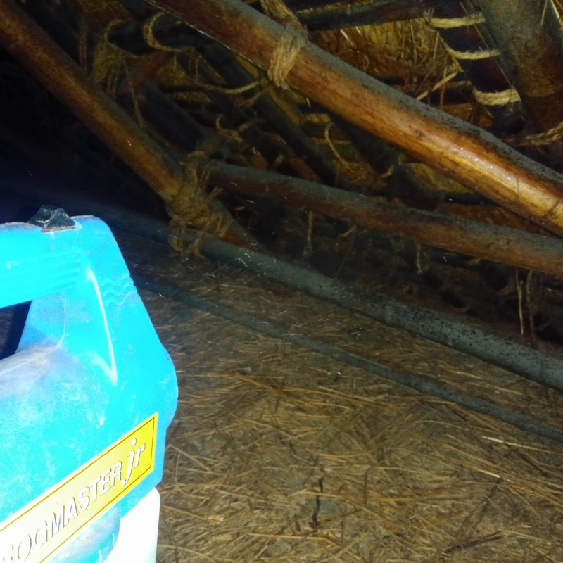 除菌・殺虫剤を散布