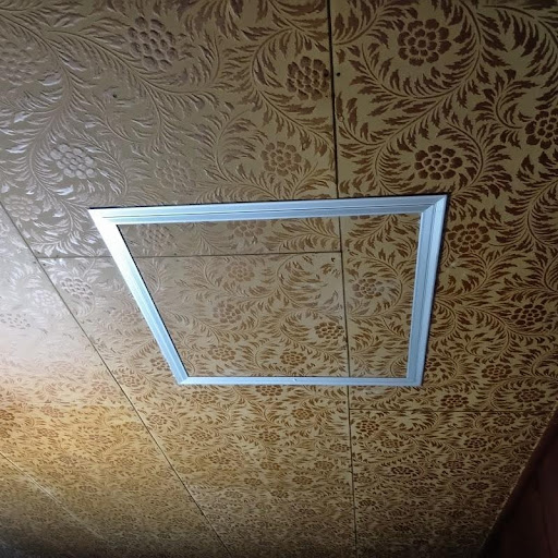 殺鼠剤を設置した様子