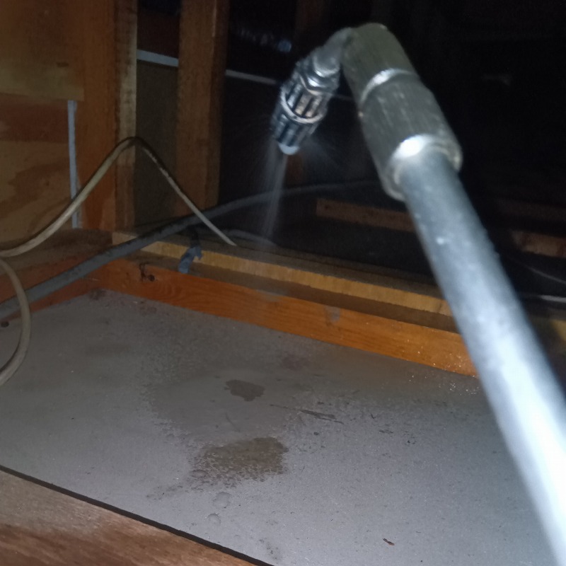 殺虫剤散布の様子