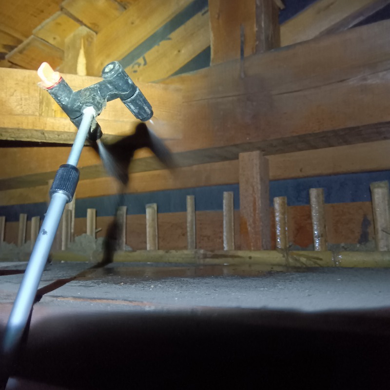 除菌・消臭剤を散布