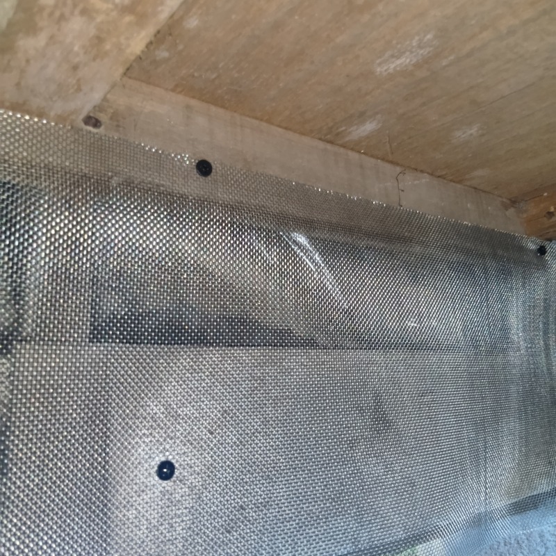 床下のすき間を封鎖