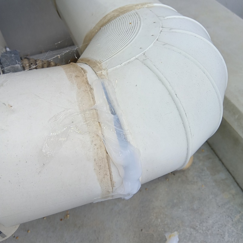 配管のすき間を封鎖