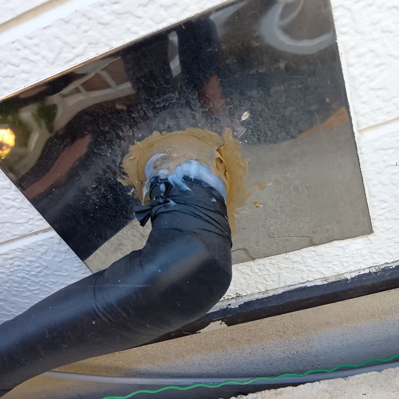 配管のすき間を封鎖