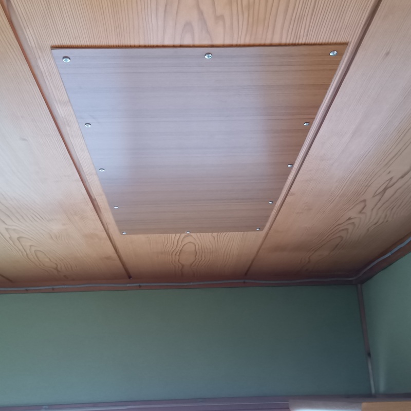 天井に作成した点検口