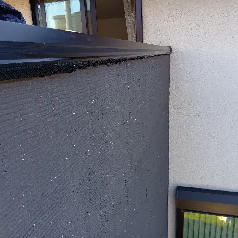 バルコニー手すりのすき間を封鎖