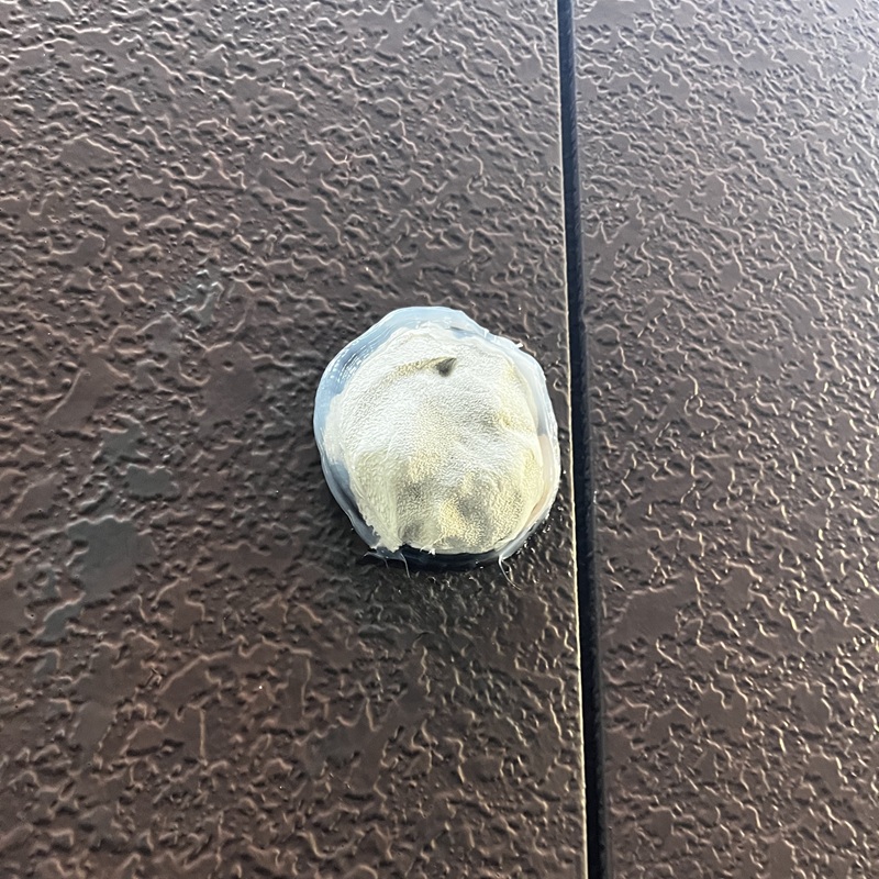 外壁の穴を封鎖