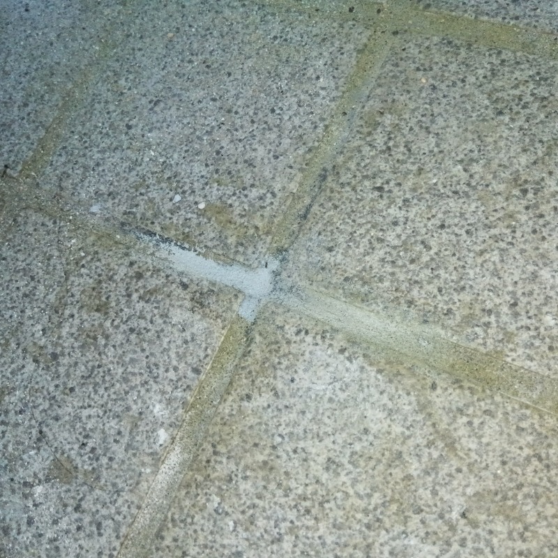 穴を開けた箇所を修復した様子