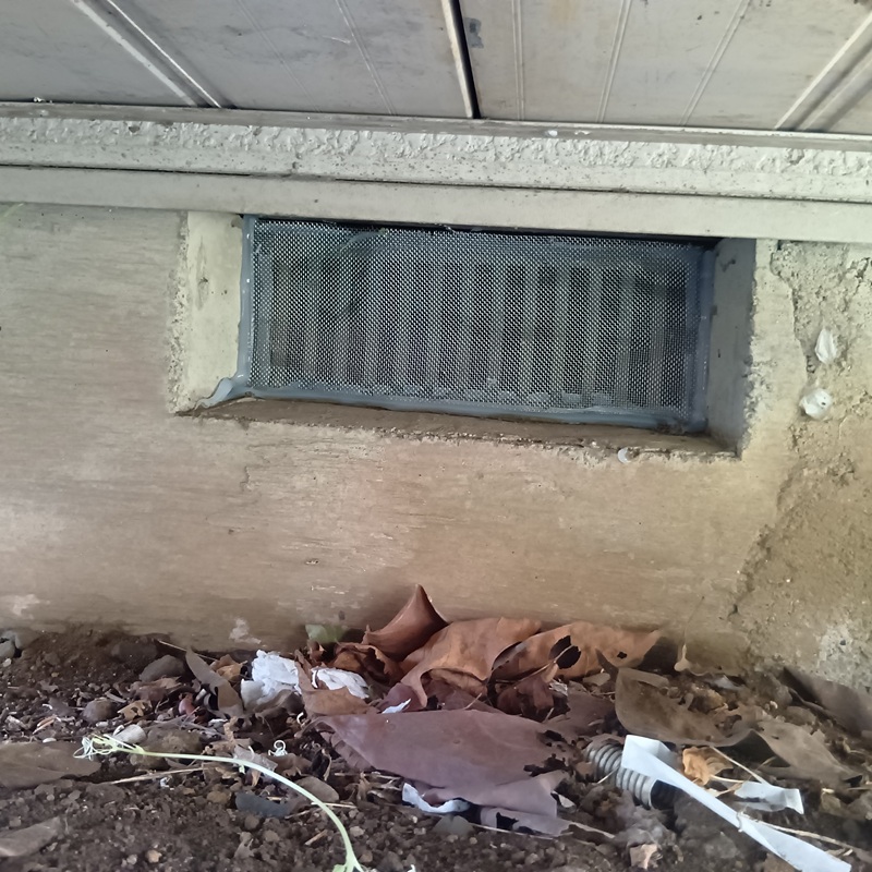 封鎖した床下通気口