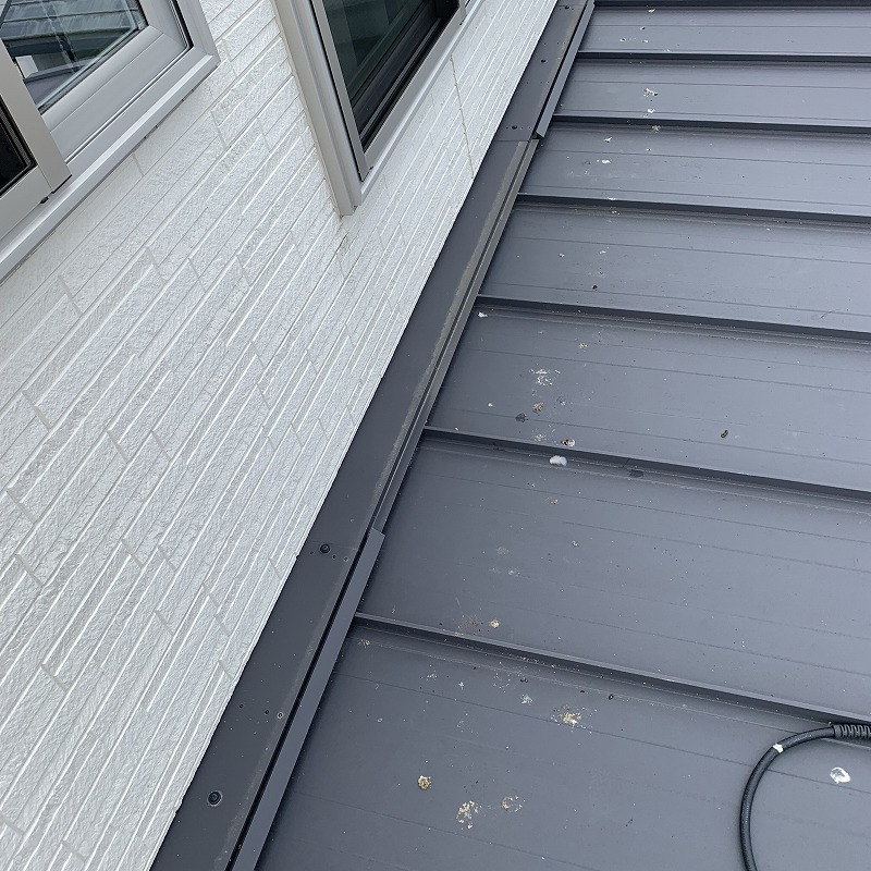 鳩対策の施工事例（静岡県浜松市浜名区小松）