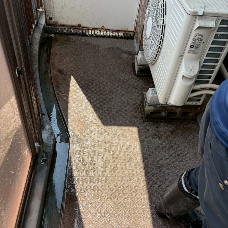 清掃後のベランダ