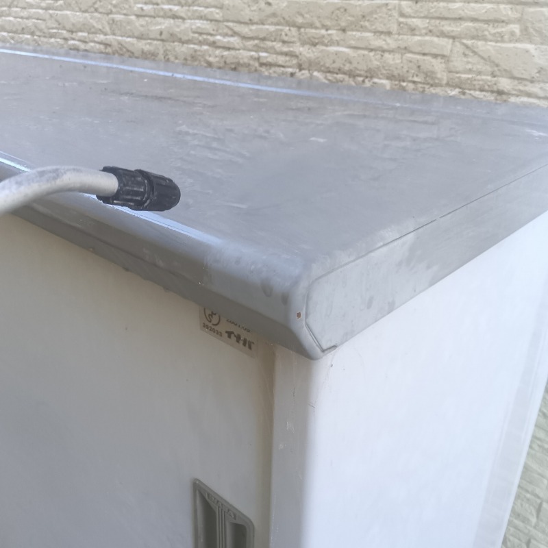 物置屋根の清掃・消毒