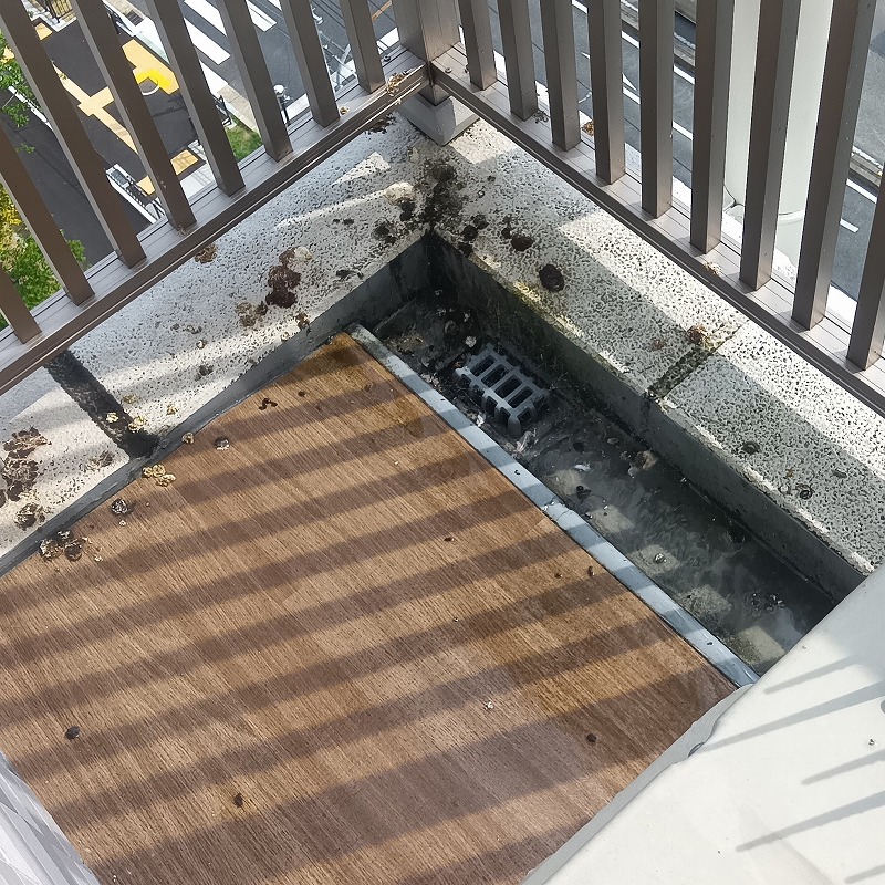 鳩対策の施工事例（兵庫県神戸市西区竹の台）