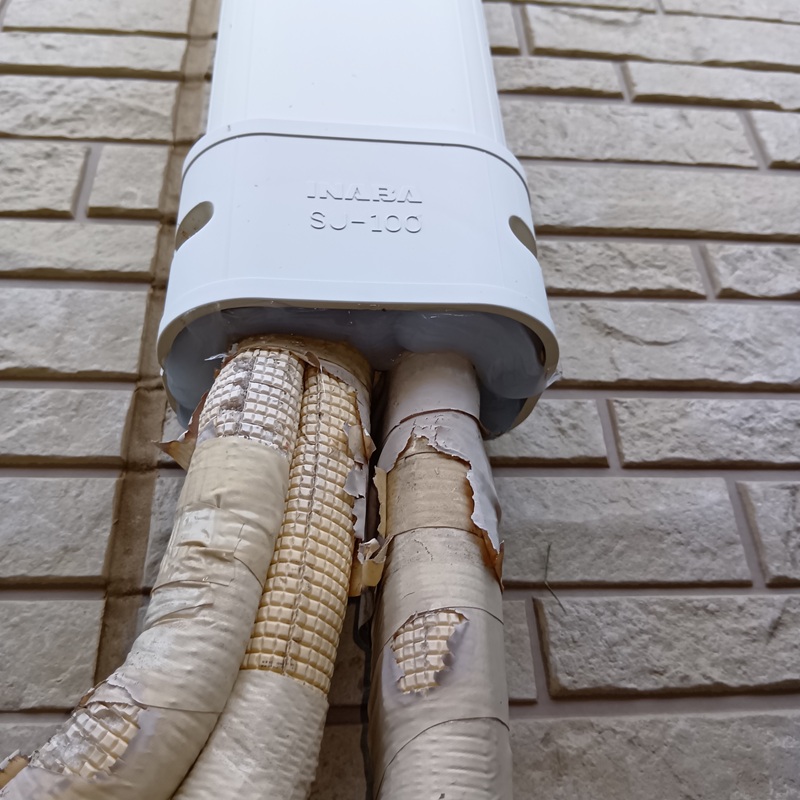 エアコンホースのすき間を封鎖