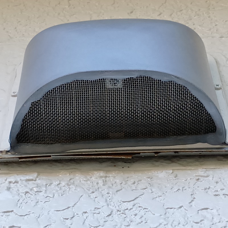 換気扇の侵入口対策をした様子