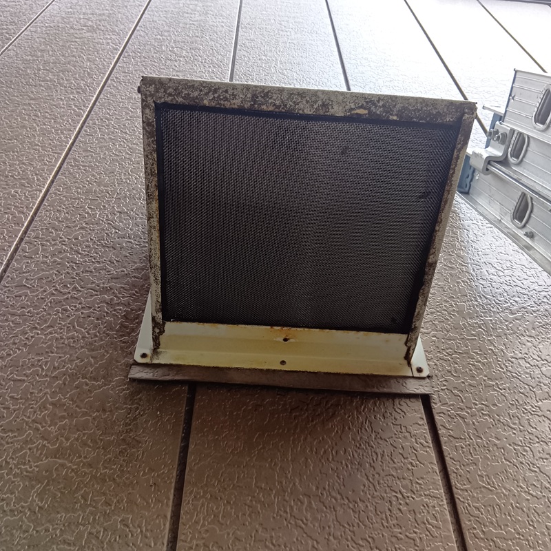 排気口をふさいだ様子