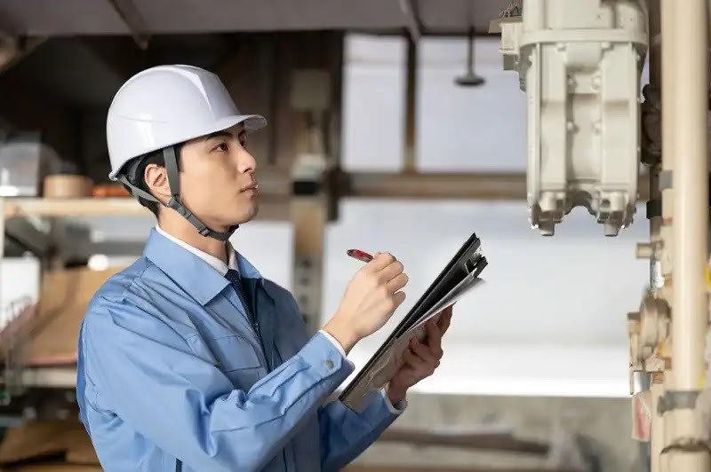 ネズミの巣を見つけたらアズサポートにご連絡ください