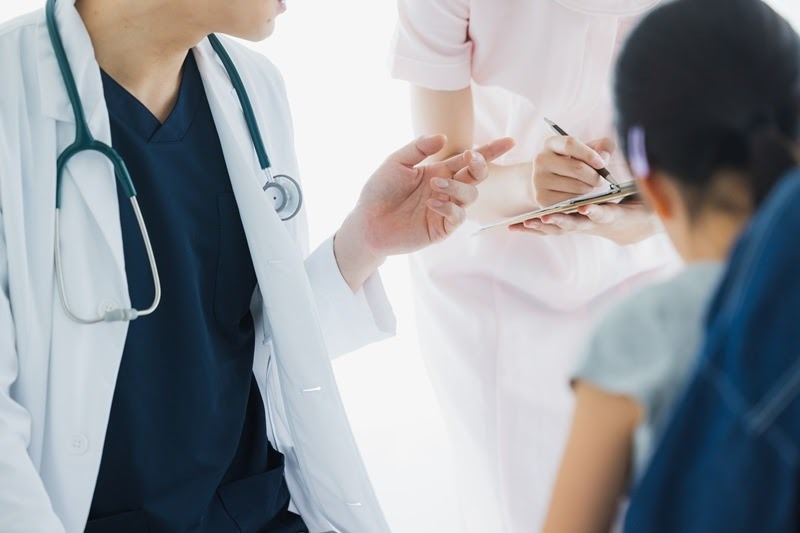 イタチの捕獲や追い出しの相談に乗ってくれる地元の業者を紹介してくれます。
その際の費用は原則家主が負担します。