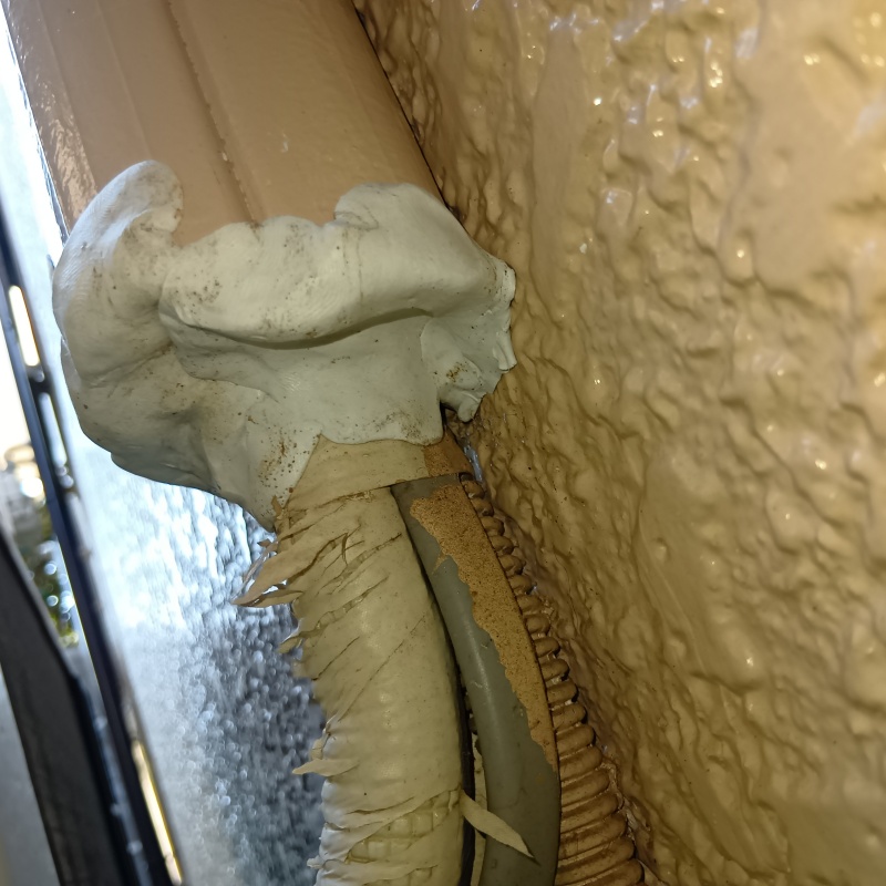 配管の導入部を封鎖