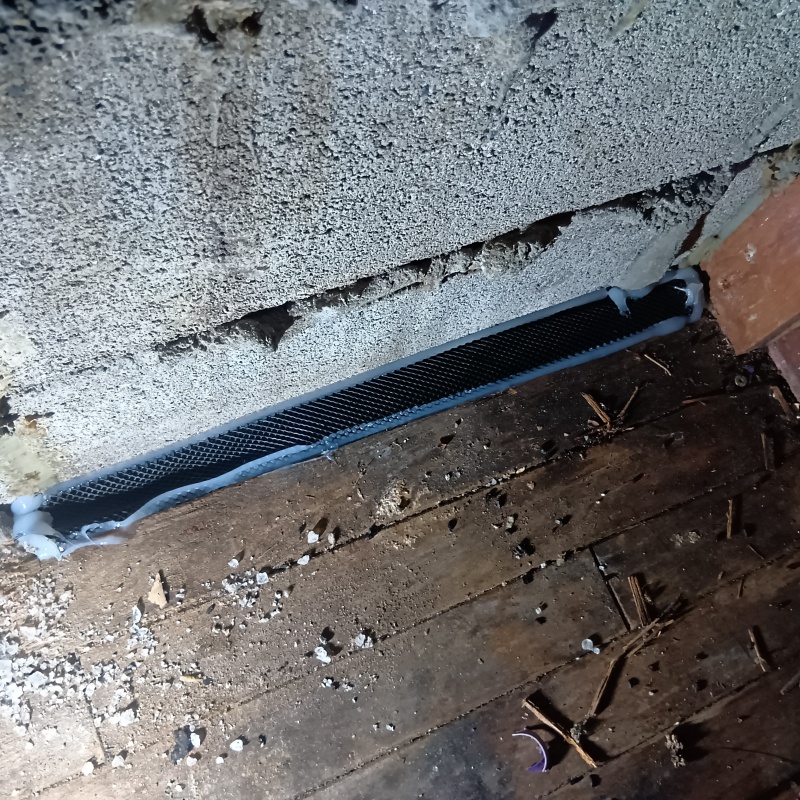 壁と床のすき間を封鎖