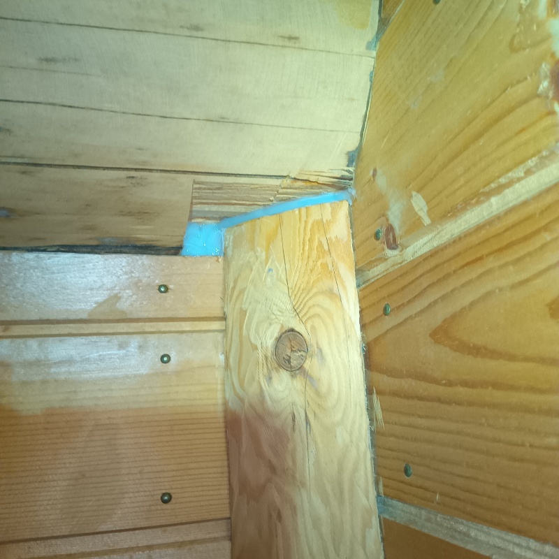 壁のすき間を封鎖