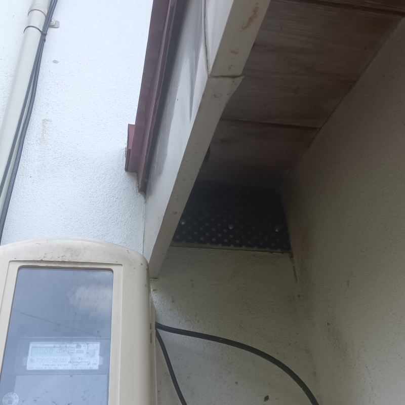 壁のすき間を封鎖