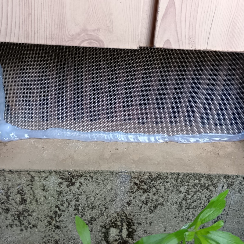 床下換気口を封鎖