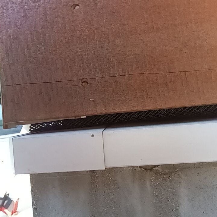 外壁と基礎のすき間を封鎖