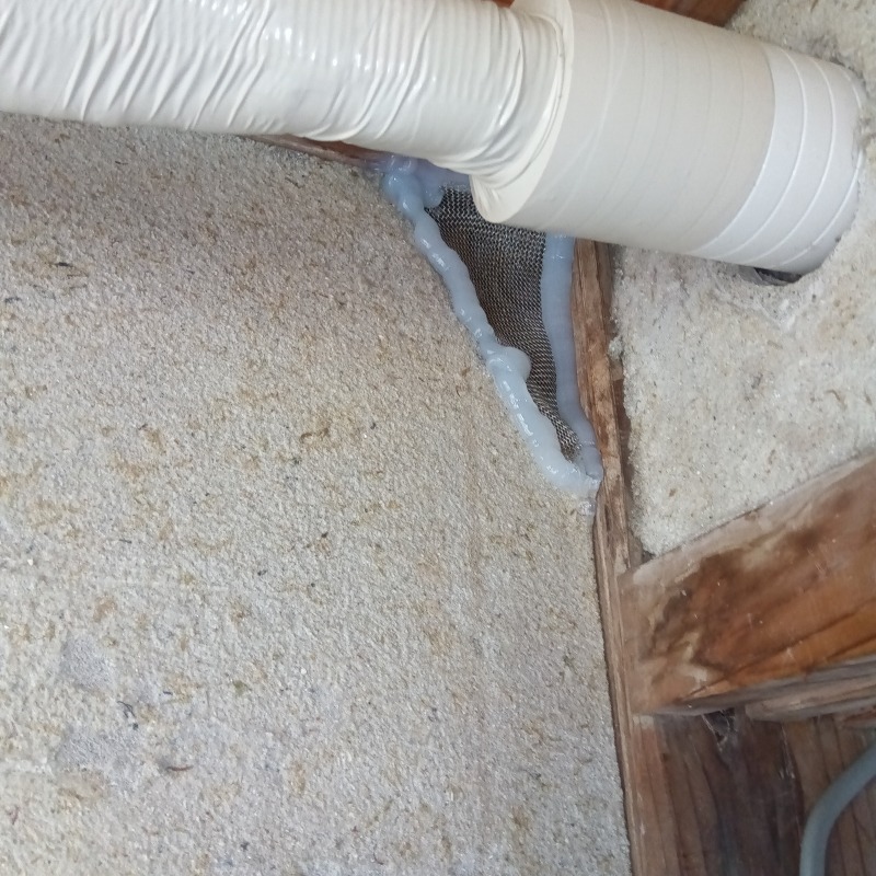 配管導入部分のすき間を封鎖