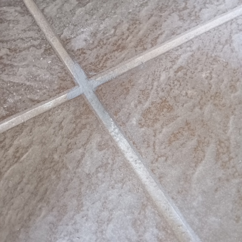 穴を開けた箇所を修復した様子