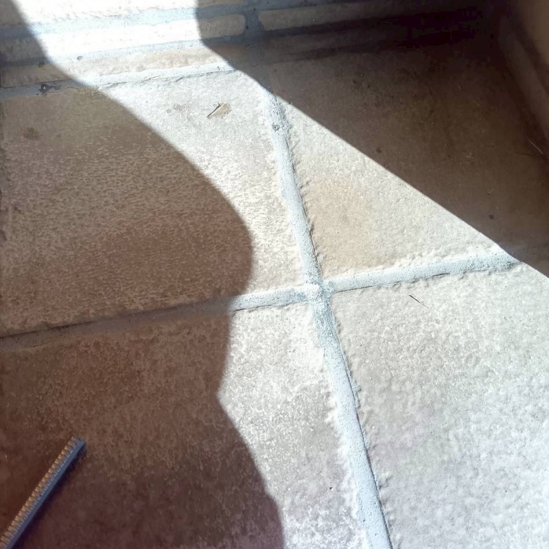 穴を開けた箇所を修復した様子