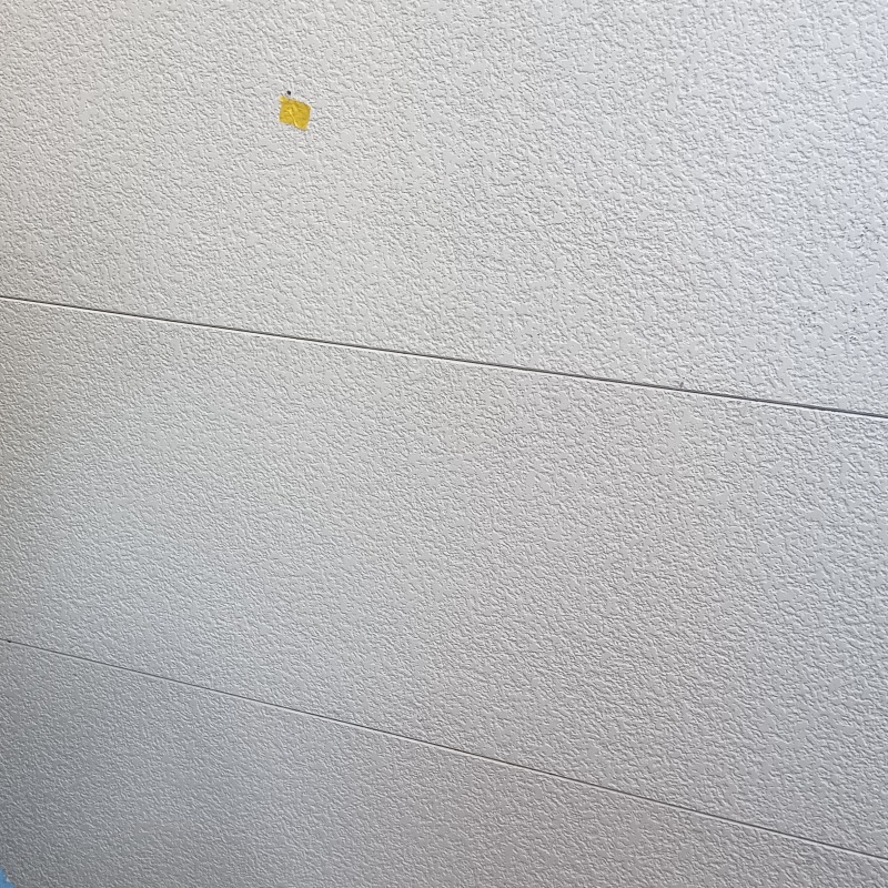 穴を開けた箇所を修復した様子