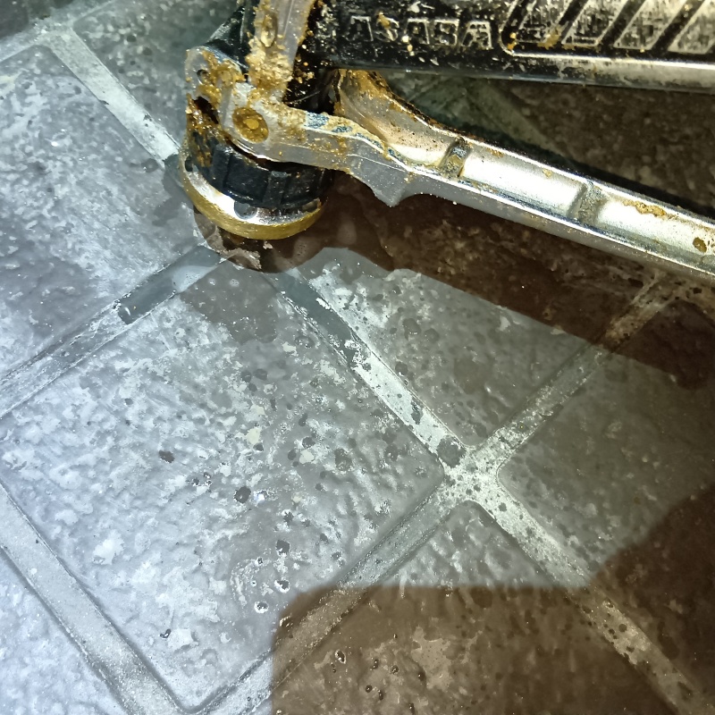 穴を開けた箇所を修復した様子