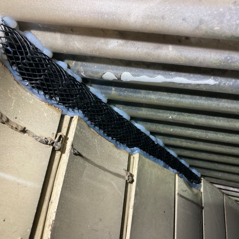 侵入経路になりえる外壁の穴を封鎖