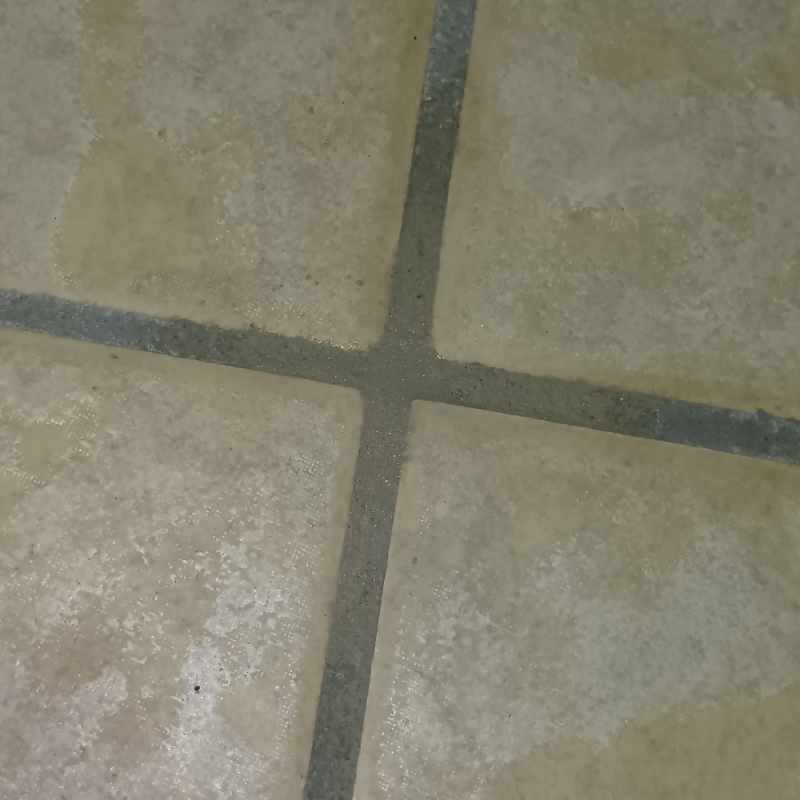 施工後に穴をきれいに補修