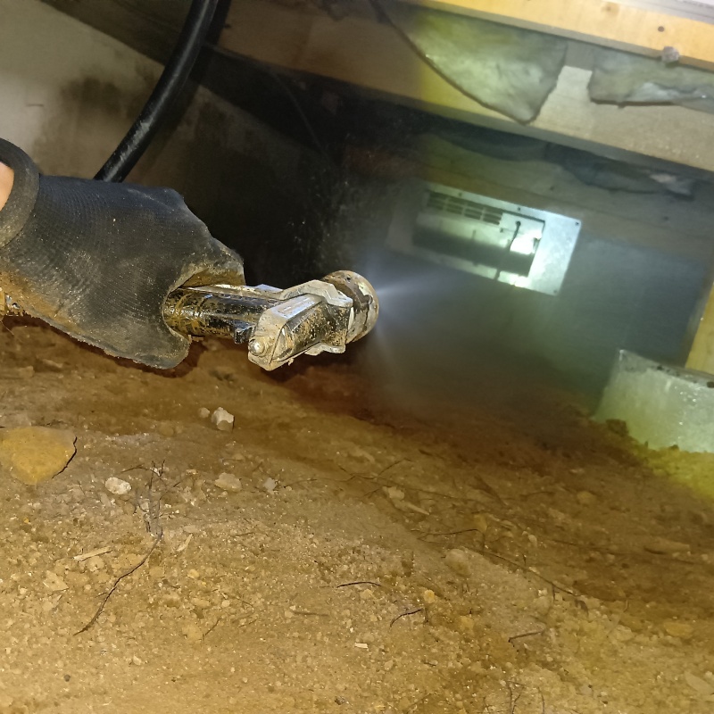 築年数35年のシロアリ駆除の施工事例（福島県福島市上鳥渡山王）