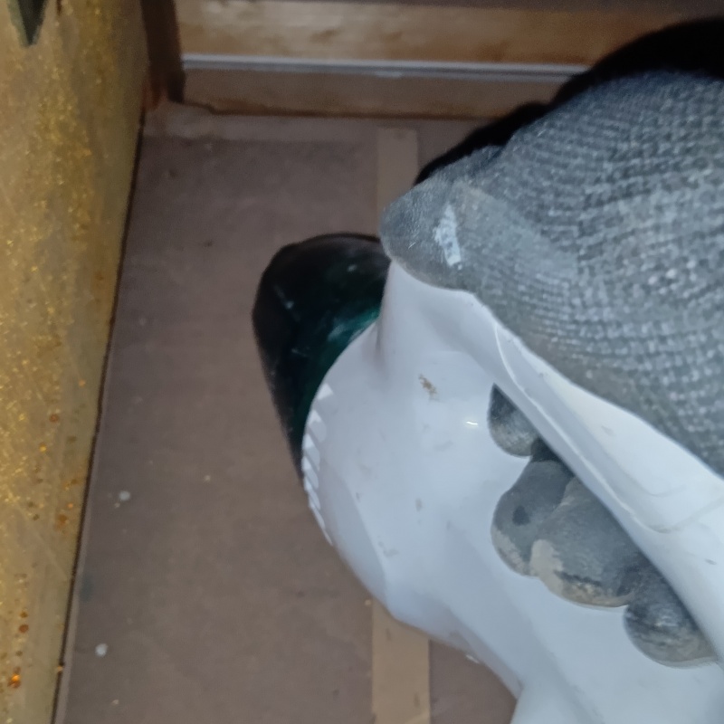 掃除機で汚れを除去