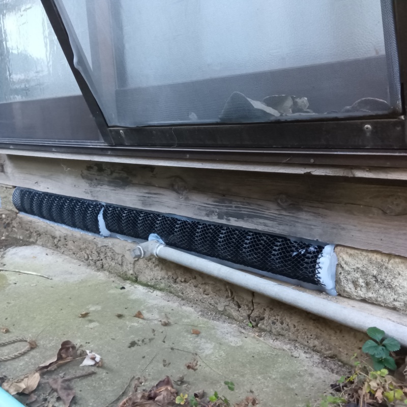 ネズミ駆除の施工事例（新潟県新潟市西蒲区巻甲）