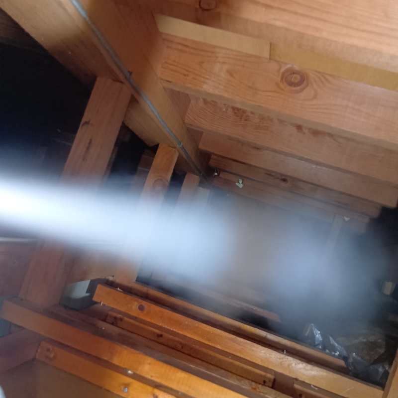 忌避剤をスプレー