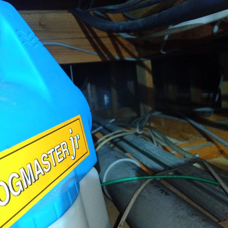 清掃後に除菌剤を散布