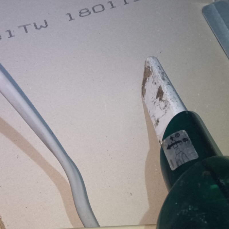 掃除機で汚れを回収