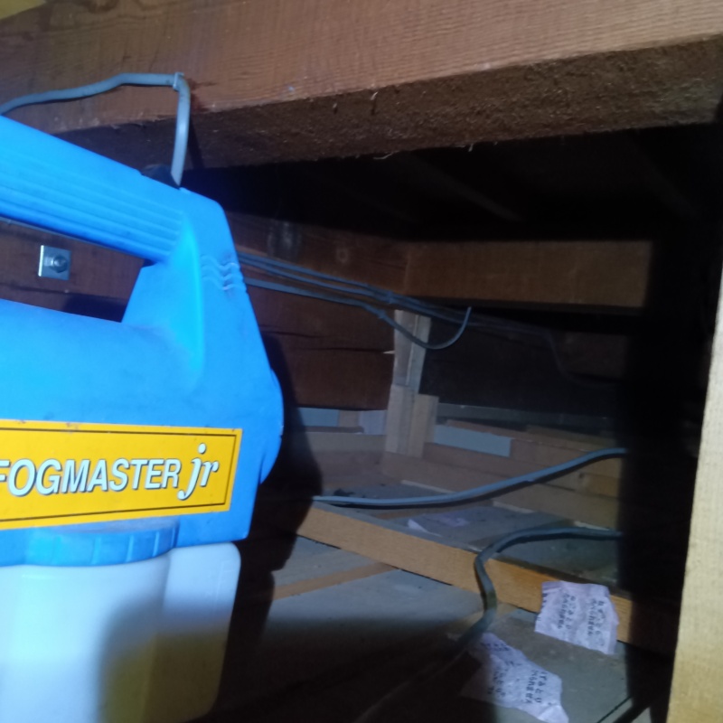 清掃後に除菌剤を散布