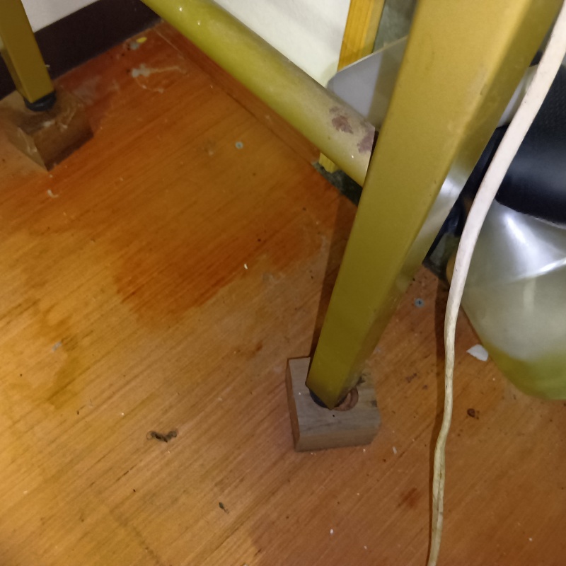 除菌剤をスプレー