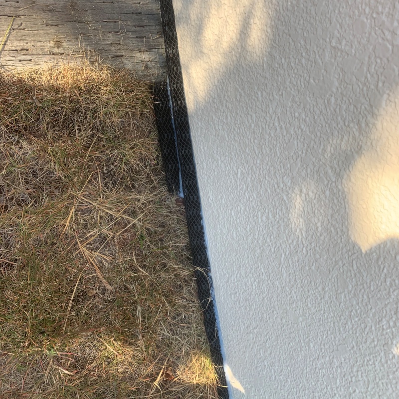 基礎部分のすき間を封鎖