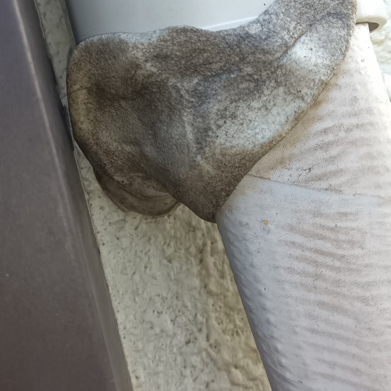 配管部分のすき間を封鎖