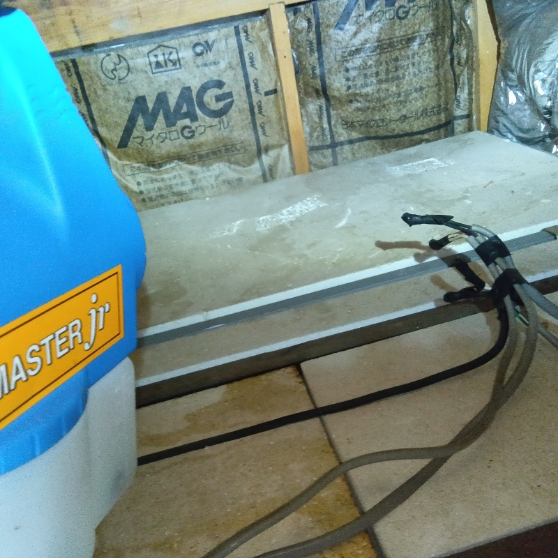 清掃後に除菌剤を散布